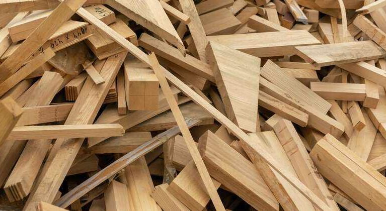 Waste wood recycling and disposal